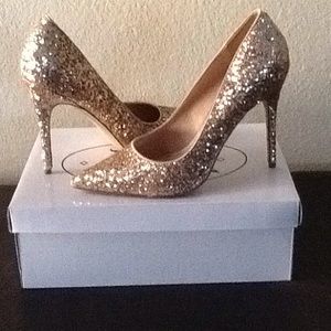 Gold Glitter Pumps